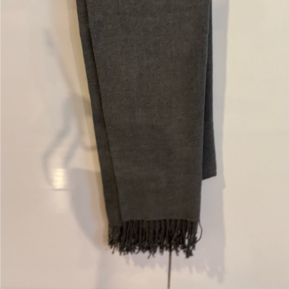 Elegant Gray Pashmina Scarf with Fringe